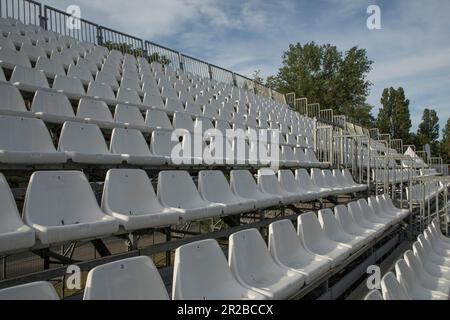 Imola, Italy. May 18th 2023. Formula 1 Qatar Airways Emilia Romagna Grand Prix at Autodromo Enzo e Dino Ferrari, Italy cancelled due to the flooding in the Emilia-Romagna region. Pictured:  Empty seats for spectators    © Piotr Zajac/Alamy Live News Stock Photo