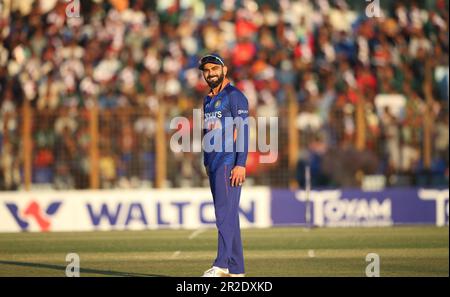 Virat Kohli to the supporters during the Bangladesh-India third One Day International (ODI) match at Zahur Ahmed Chowdhury Stadium, Sagorika, Chattogr Stock Photo