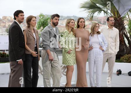 May 19, 2023, Cannes, Cote d'Azur, France: Cast and crew members including MAGALIE LÃ‰PINE BLONDEAU, PIERRE YVES CARDINAL and director MONIA CHOKRI attend the photocall for 'The Nature of Love' during the 76th Annual Cannes Film Festival at Palais des Festivals on May 19, 2023 in Cannes, France (Credit Image: © Mickael Chavet/ZUMA Press Wire) EDITORIAL USAGE ONLY! Not for Commercial USAGE! Stock Photo