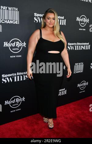 New York, USA. Hunter McGrady attend Sports Illustrated Swimsuit 2017