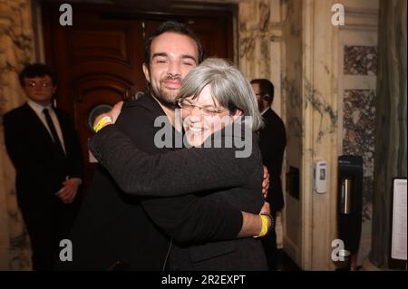 Newly elected Micky Murray and Tara Brooks at Belfast City Hall during the Northern Ireland council elections. Picture date: Friday May 19, 2023. Stock Photo