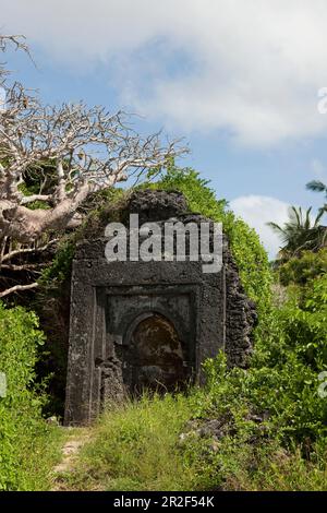 Ruins in the grounds of Temple Point Resort, Mida Creek, Watamu, Malindi, Kenya Stock Photo