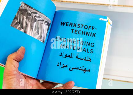 Picture dictionary of the skilled trades, technical terms from the SHK trade for skilled workers with a migration background, language Arabic Stock Photo