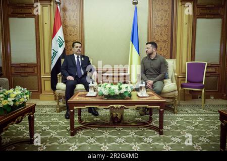 Jeddah, Saudi Arabia. 19th May, 2023. Ukrainian President Volodymyr Zelenskyy, right, holds a face-to-face bilateral meeting with Iraqi Prime Minister Mohammed Shiaa al-Sudani on the sidelines of the Arab League Summit, May 19, 2023 in Jeddah, Saudi Arabia. Zelenskyy attended the annual summit meeting as part of a broader pitch for global support against the Russia invasion of Ukraine. Credit: Pool Photo/Ukrainian Presidential Press Office/Alamy Live News Stock Photo
