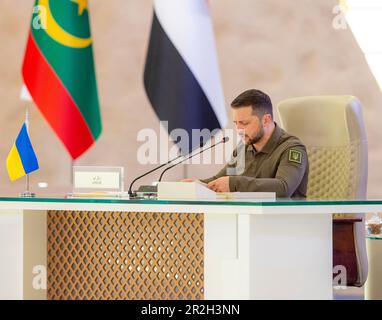 Jeddah, Saudi Arabia. 19th May, 2023. Ukrainian President Volodymyr Zelenskyy delivers an address to the Arab League Summit, May 19, 2023 in Jeddah, Saudi Arabia. Zelenskyy attended the annual summit meeting as part of a broader pitch for global support against the Russia invasion of Ukraine. Credit: Pool Photo/Ukrainian Presidential Press Office/Alamy Live News Stock Photo