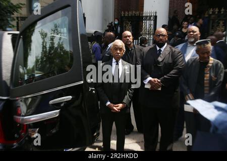 HARLEM, NY - May 19: Crowds gather New York City, along with family, friends, others came to pay respects to Former New York City Performer Jordan Maurice Caine Neely as he was eulogized by the Rev. Al Sharpton, president & CEO, National Action Network at the Mount Neboh Baptist Church on May 19, 2023 in Harlem, New York City. His subsequent choking murder by former Marine Daniel Penny has lead to a tense situation between the population and citizens over the use of deadly force by the average citizen. Chris Moore/MediaPunch Credit: MediaPunch Inc/Alamy Live News Stock Photo