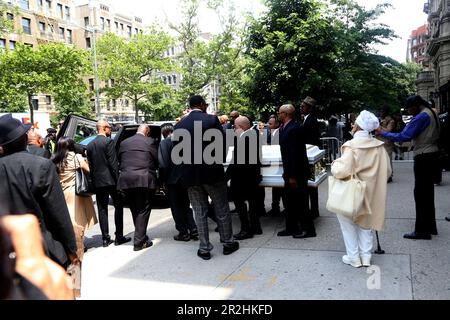 HARLEM, NY - May 19: Crowds gather New York City, along with family, friends, others came to pay respects to Former New York City Performer Jordan Maurice Caine Neely as he was eulogized by the Rev. Al Sharpton, president & CEO, National Action Network at the Mount Neboh Baptist Church on May 19, 2023 in Harlem, New York City. His subsequent choking murder by former Marine Daniel Penny has lead to a tense situation between the population and citizens over the use of deadly force by the average citizen. Chris Moore/MediaPunch Credit: MediaPunch Inc/Alamy Live News Stock Photo