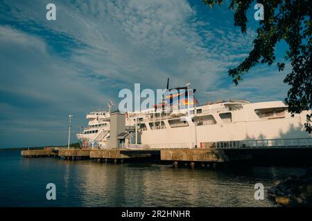 South Baymouth, On, Canada-July 2022 -Chi-Cheemaun ferry arriving in South Baymouth from Tobermory. High quality photo Stock Photo