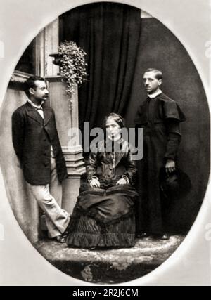 1875 ca, Bologna , ITALY :  The italian father Padre EDGARDO Levi MORTARA ( 1851 - 1940 ), renamed priest Don Pio , with his mother MARIANNA MORTARA (born PADOVANI , dead in 1895 ), and probabily the brother RICCARDO MORTARA ( 1844 - 1876 , who fought as a Bersagliere in the Storming of Porta Pia in Rome, 1870 ,  against the Pope , in vain in the hope of bringing his Catholic convert brother home ). Edgardo was kidnapped by the Papal Guards on Papal orders on the day 23 june 1858 , aged 6 , why secretely secretly baptized by a maid . Taken in charge directly by Pope Pius IX, he caused enormous Stock Photo