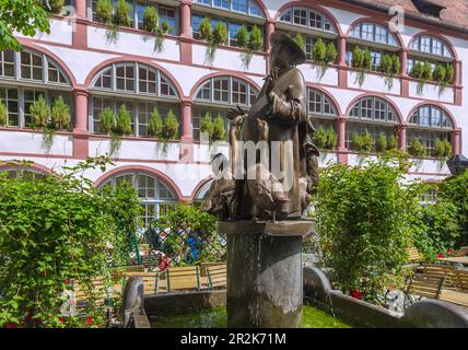 Regensburg, inner courtyard of the Hotel Bischofshof, Gänsebrunnen Stock Photo