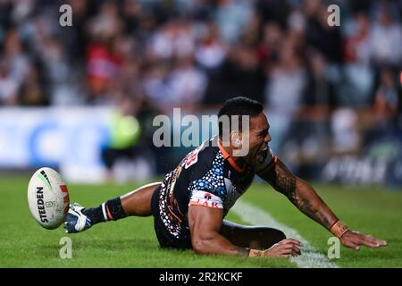 The best NRL tries from the Wests Tigers