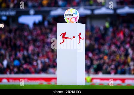 Freiburg Im Breisgau, Germany. 19th May, 2023. Soccer: Bundesliga, SC Freiburg - VfL Wolfsburg, match day 33, Europa-Park Stadium. The match ball for the 2022/2023 season from Derbystar lies on a pedestal in the stadium. Credit: Tom Weller/dpa - IMPORTANT NOTE: In accordance with the requirements of the DFL Deutsche Fußball Liga and the DFB Deutscher Fußball-Bund, it is prohibited to use or have used photographs taken in the stadium and/or of the match in the form of sequence pictures and/or video-like photo series./dpa/Alamy Live News Stock Photo