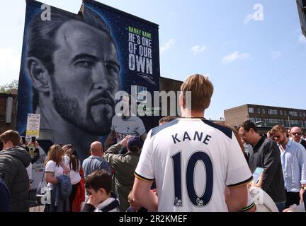 London, UK. 20th May, 2023. A mural of Harry Kane of Tottenham Hotspur is seen outside the stadium before the Premier League match at the Tottenham Hotspur Stadium, London. Picture credit should read: Paul Terry/Sportimage Credit: Sportimage Ltd/Alamy Live News Stock Photo