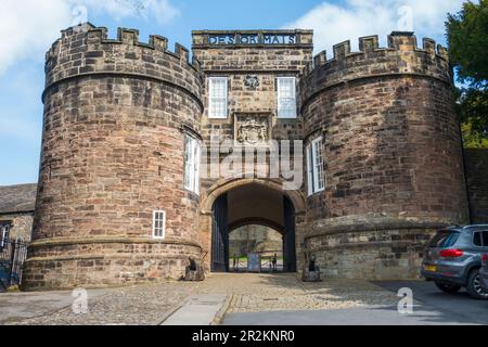 Gatehouse and main entrance to Skipton Castle in Skipton, North Yorkshire, England, UK Stock Photo