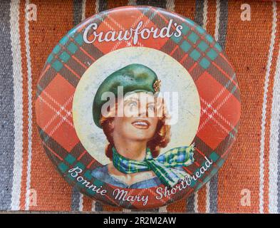 Closeup of a Crawford's Bonnie Mary Shortbread biscuit tin Stock Photo