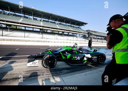 Indianapolis, USA. 20th May, 2023. INDIANAPOLIS, INDIANA - MAY 20: Callum Ilott (77) during the final practice before the 2023 Indy 500 qualifications at Indianapolis Motor Speedway on May 20, 2023 in Indianapolis, Indiana. Credit: Jeremy Hogan/Alamy Live News Stock Photo
