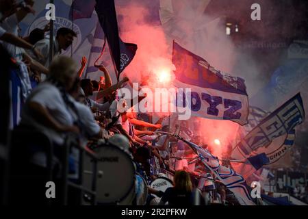 Fans from GE fire pyrotechnics, north curve, Veltins Arena, boys, ultras, ultra group, football 1st Bundesliga, 33rd matchday, FC Schalke 04 (GE) - Eintracht Frankfurt (F) 2: 2, on May 20th, 2023 in Gelsenkirchen/ Germany. #DFL regulations prohibit any use of photographs as image sequences and/or quasi-video # Stock Photo