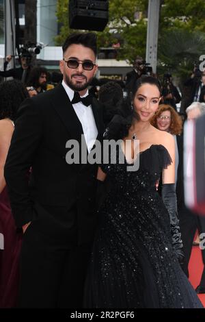 Nabilla splendide sur le tapis rouge du Ballon d'Or 2022