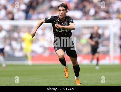 London, UK. 20th May, 2023. Aaron Hickey of Brentford during the Premier League match at the Tottenham Hotspur Stadium, London. Picture credit should read: Paul Terry/Sportimage Credit: Sportimage Ltd/Alamy Live News Stock Photo