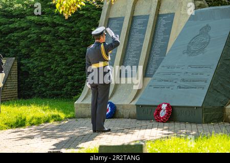 Woodhall Spa, UK. 21st May, 2023. Veterans and members of 617 Squadron and the Royal Air Force attend a service of remembrance for the 80th Anniversary of the Dambusters Raid at the memorials in Woodhall Spa Lincolnshire (Photo by Lisa Harding/News Images) in Woodhall Spa, United Kingdom on 5/21/2023. (Photo by Lisa Harding/News Images/Sipa USA) Credit: Sipa USA/Alamy Live News Stock Photo