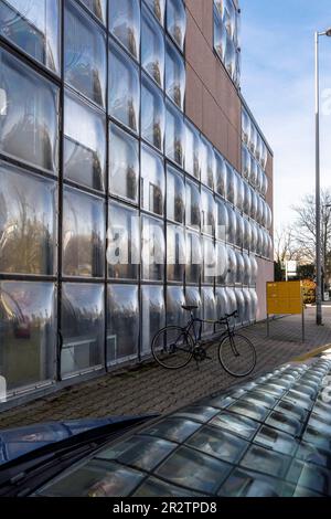 gallery house ads1a in a former transformer station in Riehl district