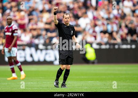London, UK. 21st May, 2023. Match Official Peter Bankes during the first half. Premier League match, West Ham Utd v Leeds Utd at the London Stadium, Queen Elizabeth Olympic Park in London on Sunday 21st May 2023 . this image may only be used for Editorial purposes. Editorial use only pic by Lewis Mitchell/Andrew Orchard sports photography/Alamy Live news Credit: Andrew Orchard sports photography/Alamy Live News Stock Photo