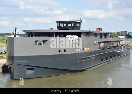 The new Battery Powered Electric events vessel OCEAN DIVA arriving for the first time at it's base in London's Royal Docks. Stock Photo