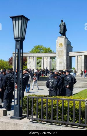 Night Wolves, Soviet War Memorial in Berlin Tiergarten, 9th of May 2023, Germany Stock Photo