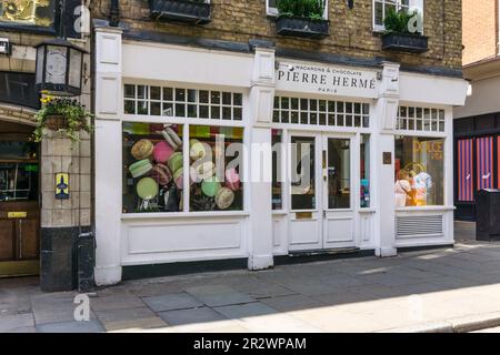 Pierre Herme macarons & chocolats shop in Monmouth Street, Covent Garden, London. Stock Photo