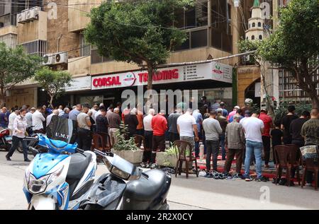 Beirut, Lebanon. 19th May, 2023. Faithful attend the friday's prayer at a Sunni muslim mosque, Beirut, Lebanon, May 19 2023. (Photo by Elisa Gestri/SIPA USA) Credit: Sipa USA/Alamy Live News Stock Photo