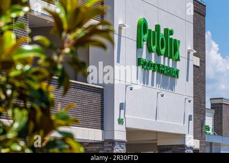 Publix Food & Pharmacy supermarket in Minneola, Florida. (USA) Stock Photo