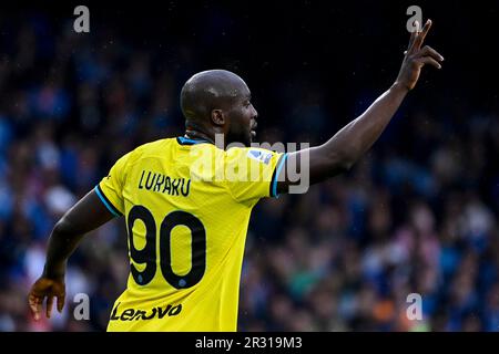 Romelu Lukaku of Fc Internazionale gestures during the Serie A football match between SSC Napoli and FC Internazionale at Diego Armando Maradona stadi Stock Photo