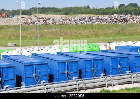 Waste recycling plants, waste processing waste processing plants bins