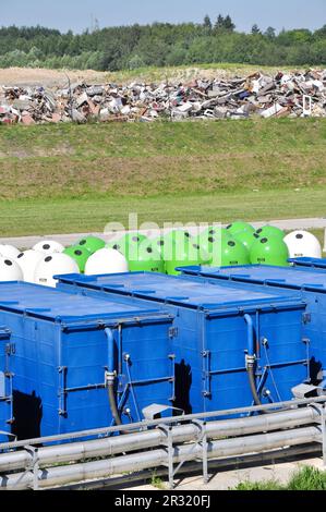 Waste recycling plants, waste processing waste processing plants bins