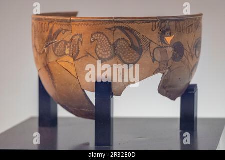 vaso de los guerreros, siglo I a.C. Procedente de Numancia, Garray, museo Numantino de Soria, Soria, Comunidad Autónoma de Castilla, Spain, Europe. Stock Photo