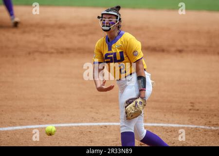 Baton Rouge, LA, USA. 21st May, 2023. LSU pitcher Ali Kilponen (2) delivers a pitch to the plate during NCAA Regional Softball action between the University of Louisiana at Lafayette Ragin' Cajuns and the LSU Tigers at Tiger Park in Baton Rouge, LA. Jonathan Mailhes/CSM/Alamy Live News Stock Photo
