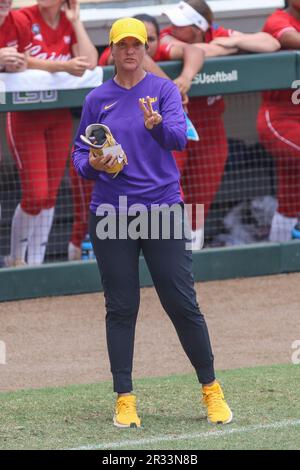 Baton Rouge, LA, USA. 21st May, 2023. LSU Head Coach Beth Torina coaches third base during NCAA Regional Softball action between the University of Louisiana at Lafayette Ragin' Cajuns and the LSU Tigers at Tiger Park in Baton Rouge, LA. Jonathan Mailhes/CSM/Alamy Live News Stock Photo