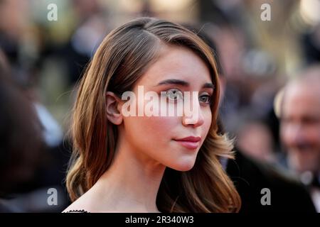 Caylee Cowan poses at the premiere of the film Spinning Gold