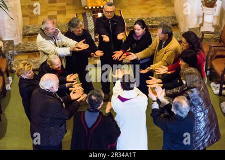 celebracion de misa cristiana en la ermita de Sant Honorat, Puig de Randa, municipio de Algaida, Mallorca, Islas Baleares, España. Stock Photo