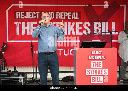 Parliament square, London, UK. 22nd May, 2023. Speakers Paul Nowak is the General Secretary of the Trades Union Congress of UK rally at the Workers Union protest for Our #RightToStrike is under attack as the Government tries to push through new anti-strike legislation poses a very serious threat to the trade union movement and workers' long-fought for rights on pay and working conditions. Credit: See Li/Picture Capital/Alamy Live News Stock Photo