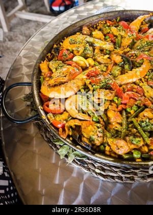 paella mallorquina,restaurante de Sa Foradada, Valldemossa, Parque natural de la Sierra de Tramuntana,.Mallorca, balearic islands, spain, europe. Stock Photo