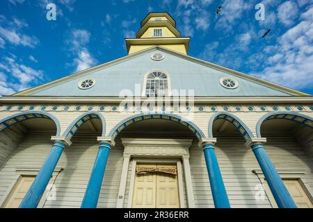 Iglesia de Chonchi, Iglesia de San Carlos Borromeo, siglos XVIIIXIX