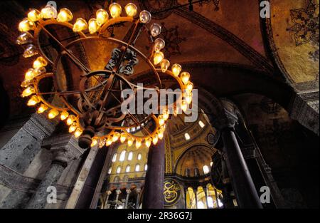 Santa Sofía (iglesia de la divina sabiduria)(s.V).Sultanahmet.Estambul.Turquia. Stock Photo