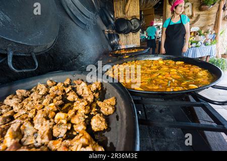 paella mallorquina,restaurante de Sa Foradada, Valldemossa, Parque natural de la Sierra de Tramuntana,.Mallorca, balearic islands, spain, europe. Stock Photo