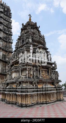 Subbi Reddy Sculptures of Hindu Gods and Dwarampudi Subbi Reddy and Rami Reddy ...