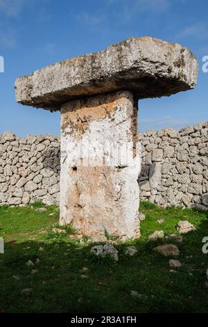 Torrellisar Vell Taula, Alaior, Menorca, Balearic Islands, Spain. Stock Photo