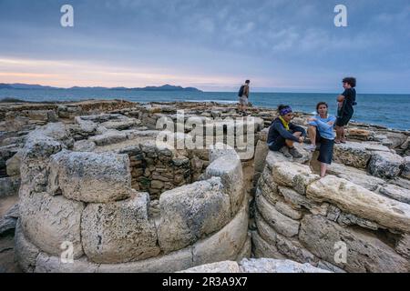 Necrópolis de Son Real , conjunto de construcciones funerarias , término municipal de Santa Margalida, Mallorca, balearic islands, spain, europe. Stock Photo