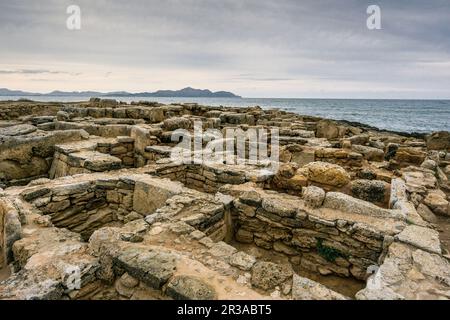 Necrópolis de Son Real , conjunto de construcciones funerarias , término municipal de Santa Margalida, Mallorca, balearic islands, spain, europe. Stock Photo