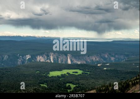 Storm Clouds Gather Over Grand Canyon Of The Yellowstone in Summer Stock Photo