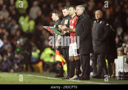 Manchester United's Ryan Giggs substitute for Manchester United's Tom Cleverley. Manchester United beat Fulham 1:0Fulham 02/02/13 Fulham V Manchester Stock Photo